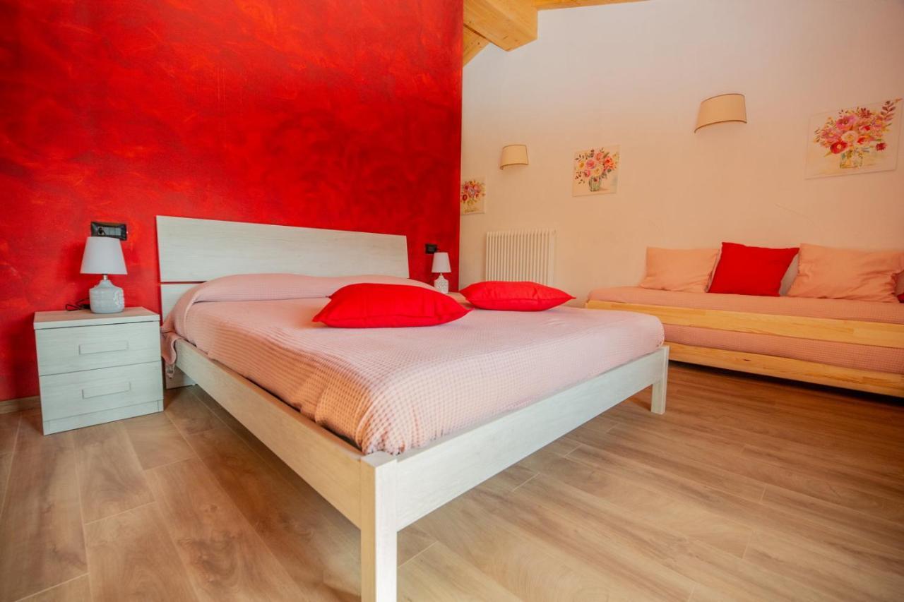 Agriturismo La Cascina B&B ซาน เฟเดเล อินเตลวี ภายนอก รูปภาพ