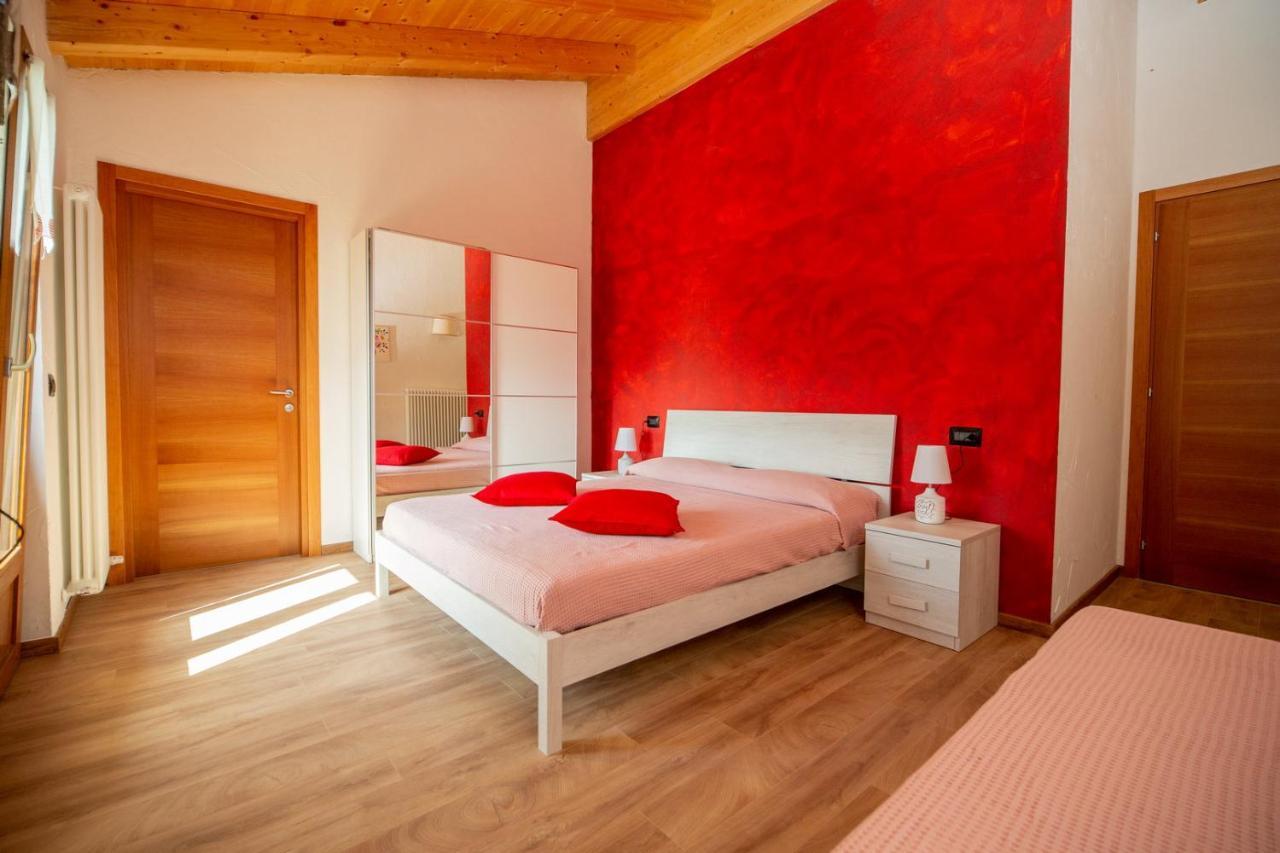 Agriturismo La Cascina B&B ซาน เฟเดเล อินเตลวี ภายนอก รูปภาพ