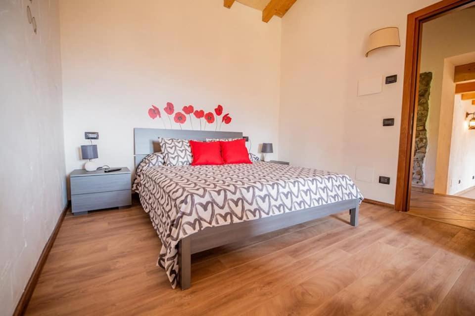 Agriturismo La Cascina B&B ซาน เฟเดเล อินเตลวี ภายนอก รูปภาพ